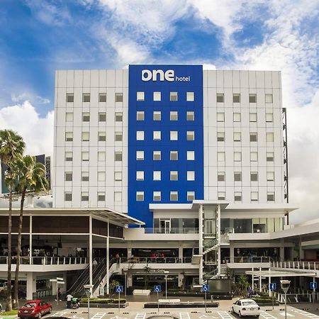 ホテル One Monterrey Tecnologico エクステリア 写真