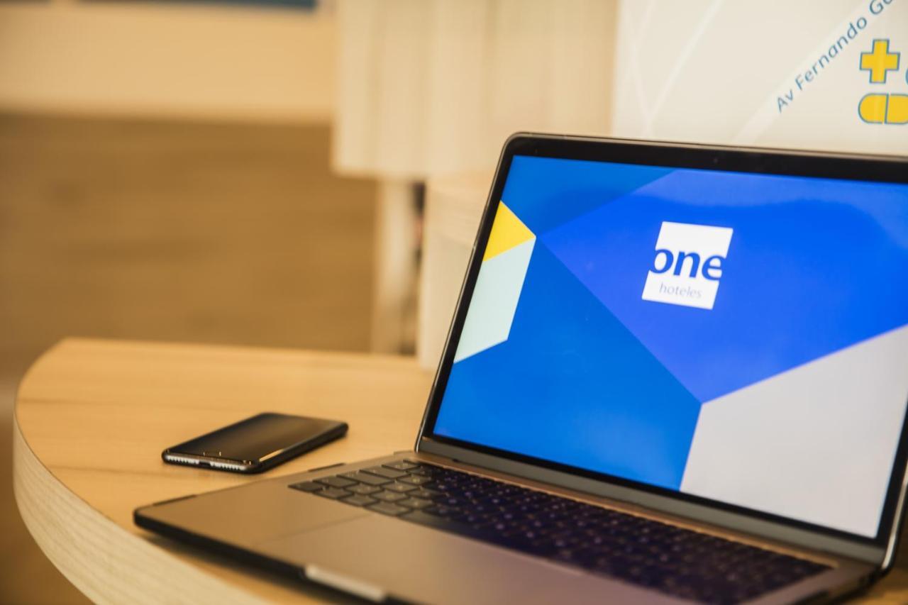 ホテル One Monterrey Tecnologico エクステリア 写真